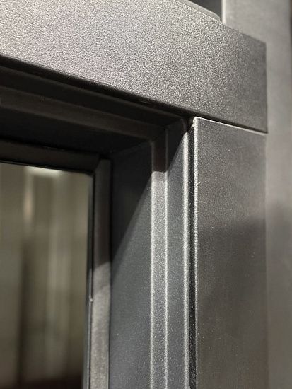 Входная дверь  